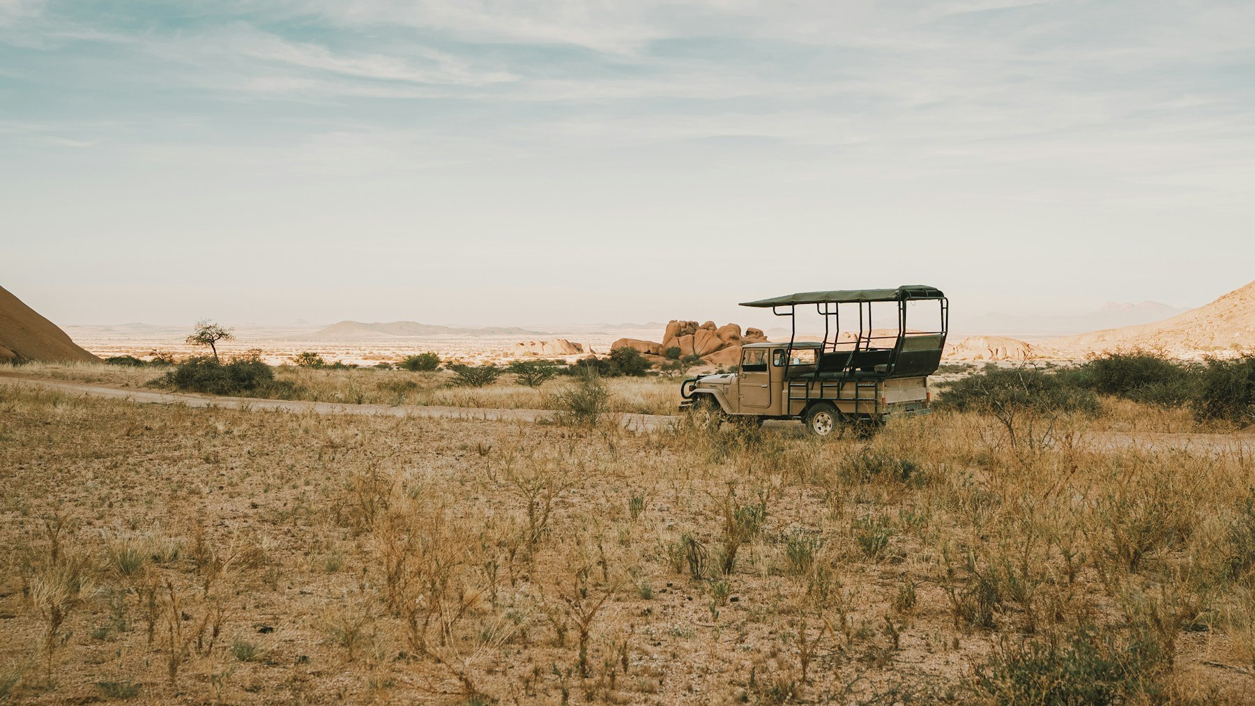 Safari vehicle, Spitzkoppe, Namibia